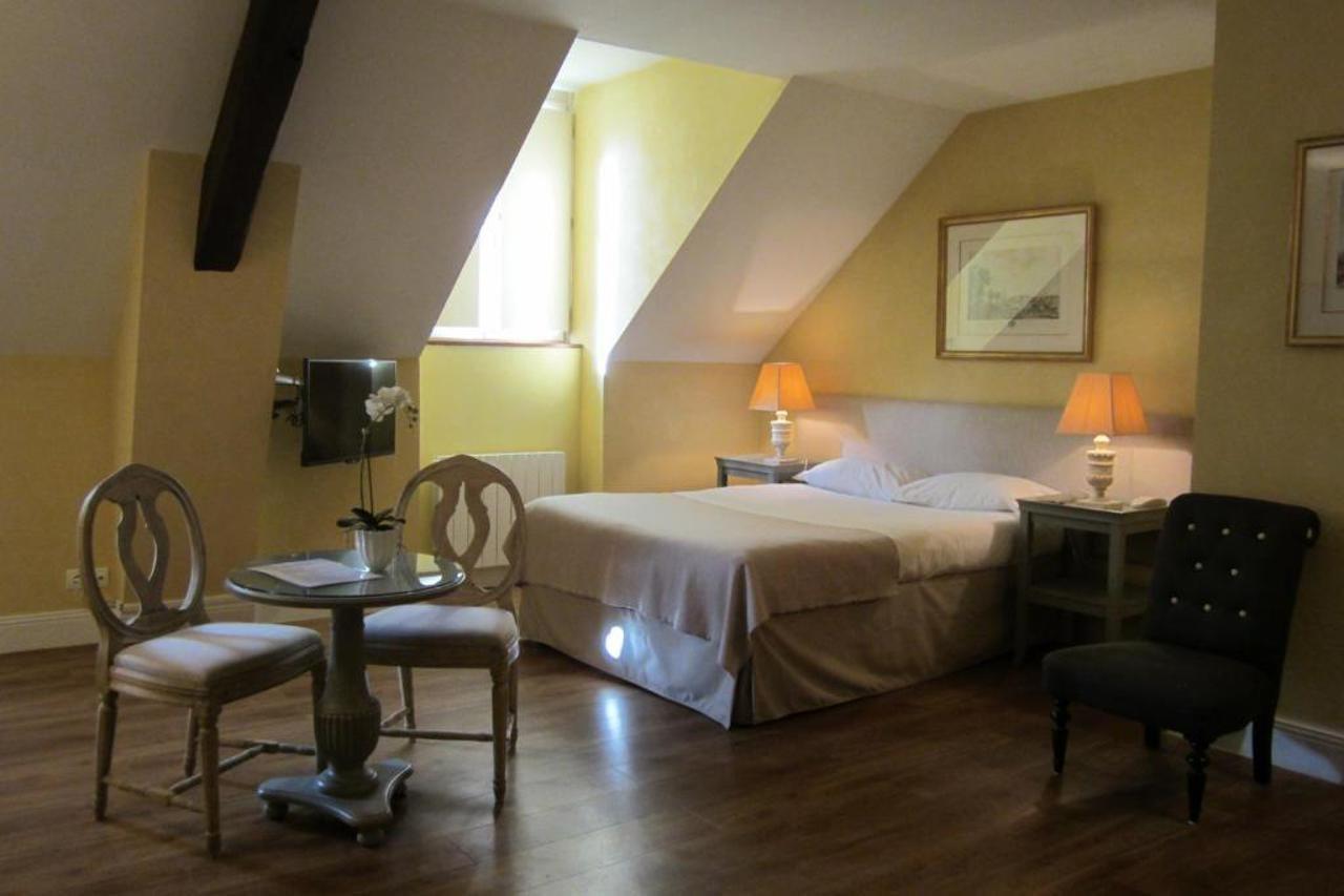 Hotel Chateau De Lazenay - Hoteliere Bourges